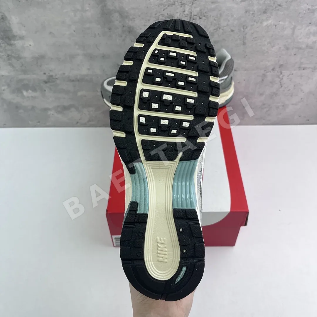 나이키 [CS] P 6000 그레이 화이트 실버 FN7509-029 201522 Nike P-6000 Flat Pewter 상세 이미지 3