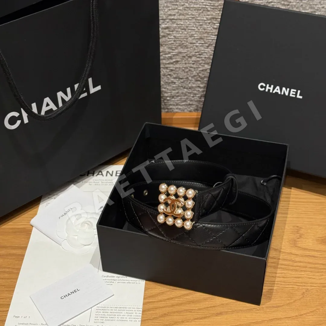 샤넬 다이아몬드 패턴 램스킨 더블 C 벨트 58494