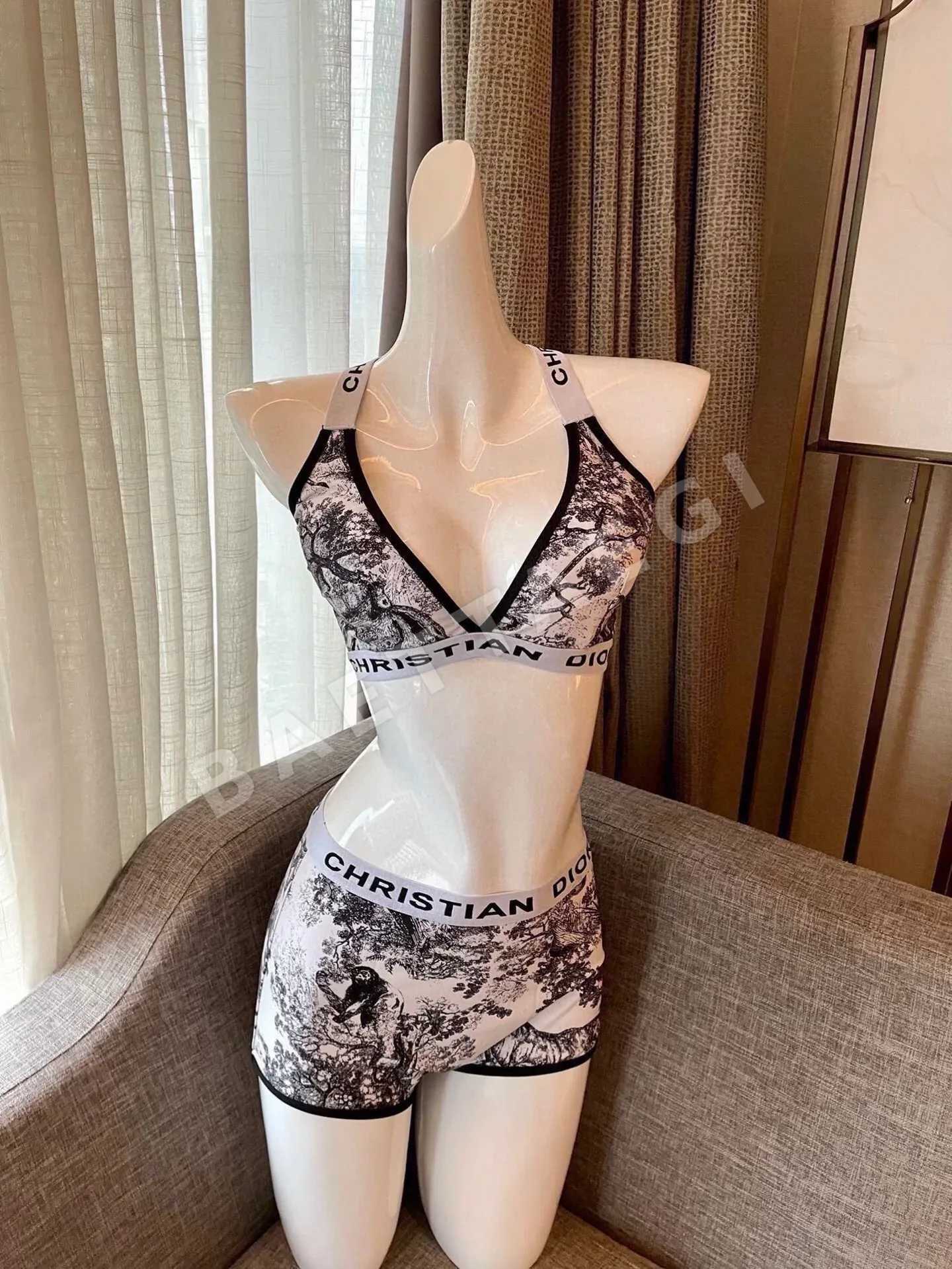 디올 여성 액티브웨어 89502 Dior Activewear 상세 이미지 3