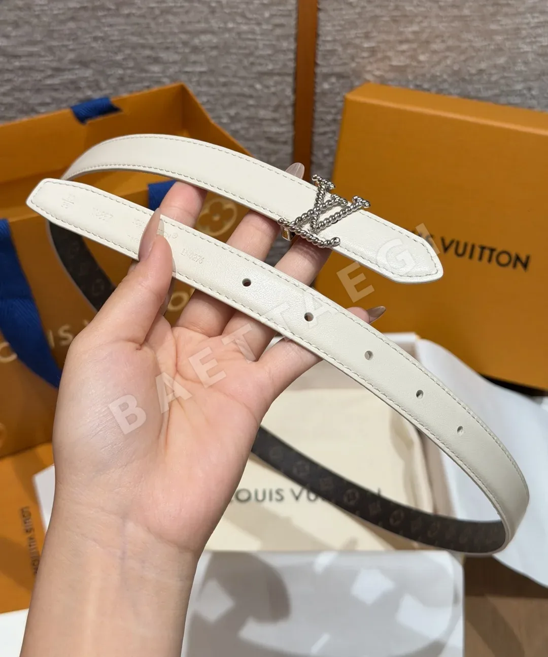 루이비통 코르델리아 20mm 리버시블 벨트 상세 이미지 5