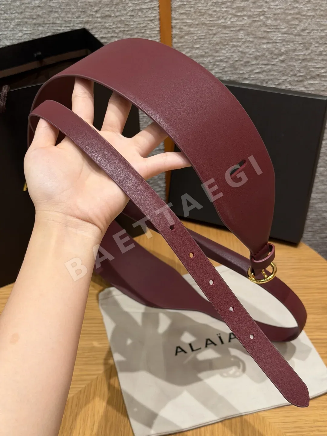 알라이아 더블 송아지가죽 벨트 상세 이미지 9