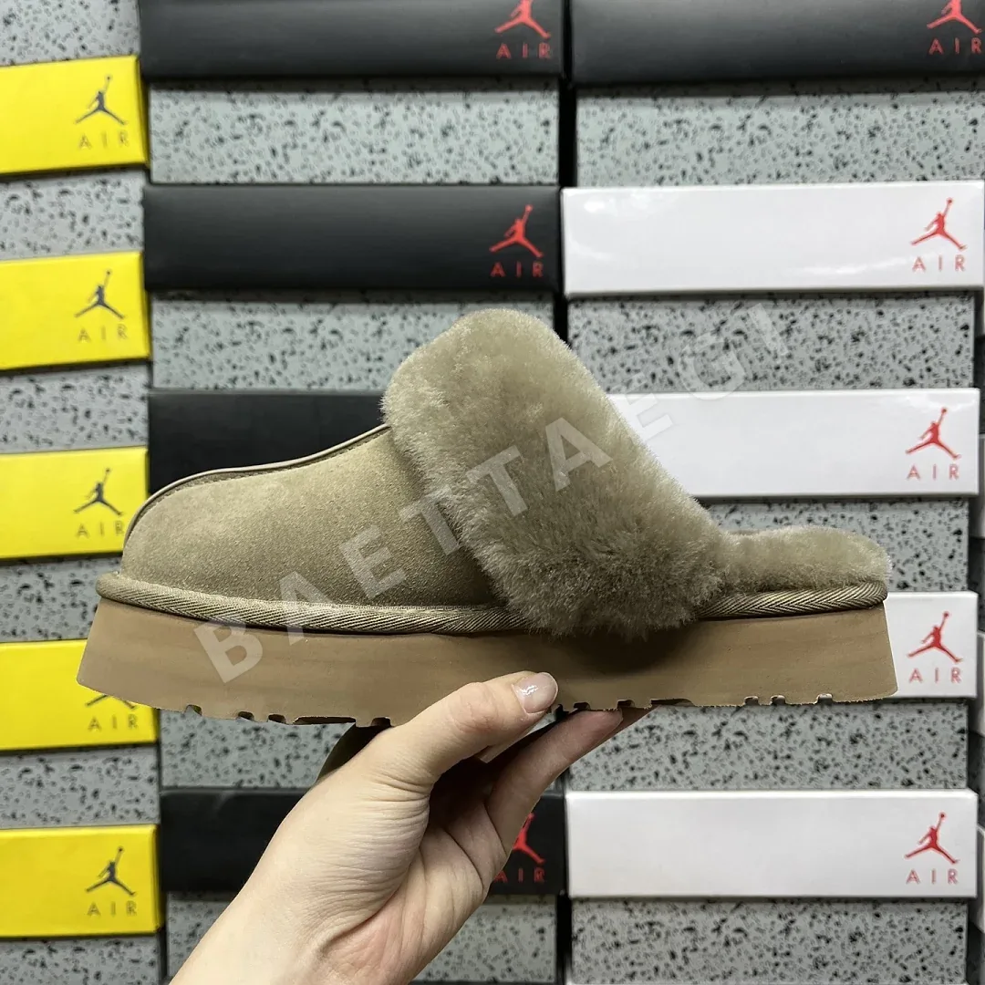 어그 [OT] 브라운 209047 UGG 상세 이미지 9