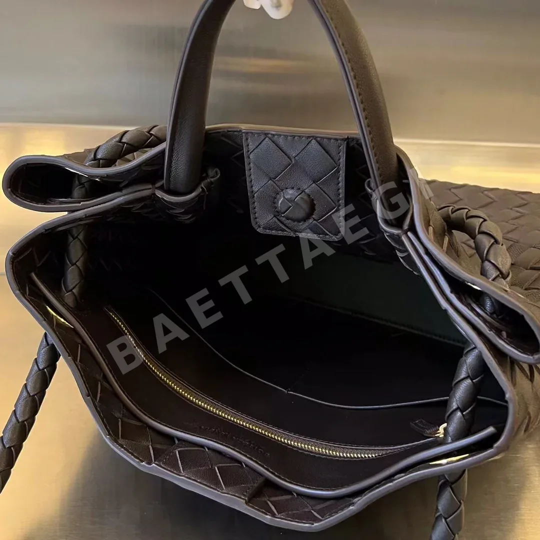 보테가베네타 안디아모 나파램스킨 핸드백 상세 이미지 6