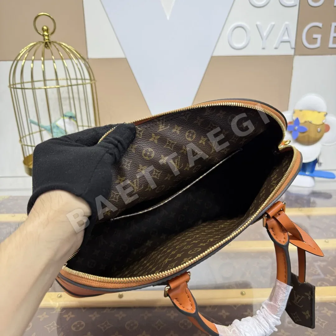 루이비통 알마MM 에피 가죽 핸드백 M28500 상세 이미지 9