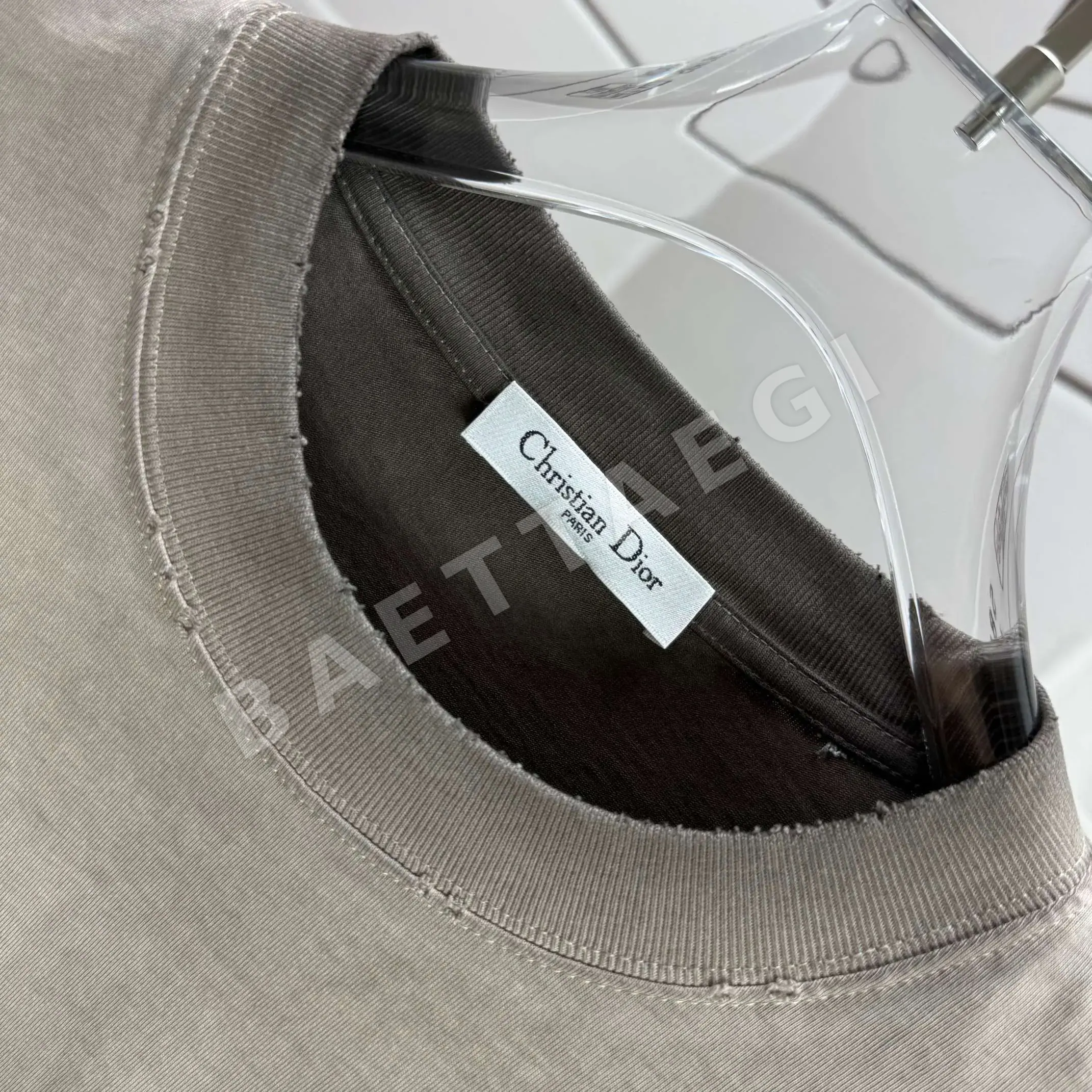 디올 워시드 가공 크루넥 반팔 티셔츠 상세 이미지 5