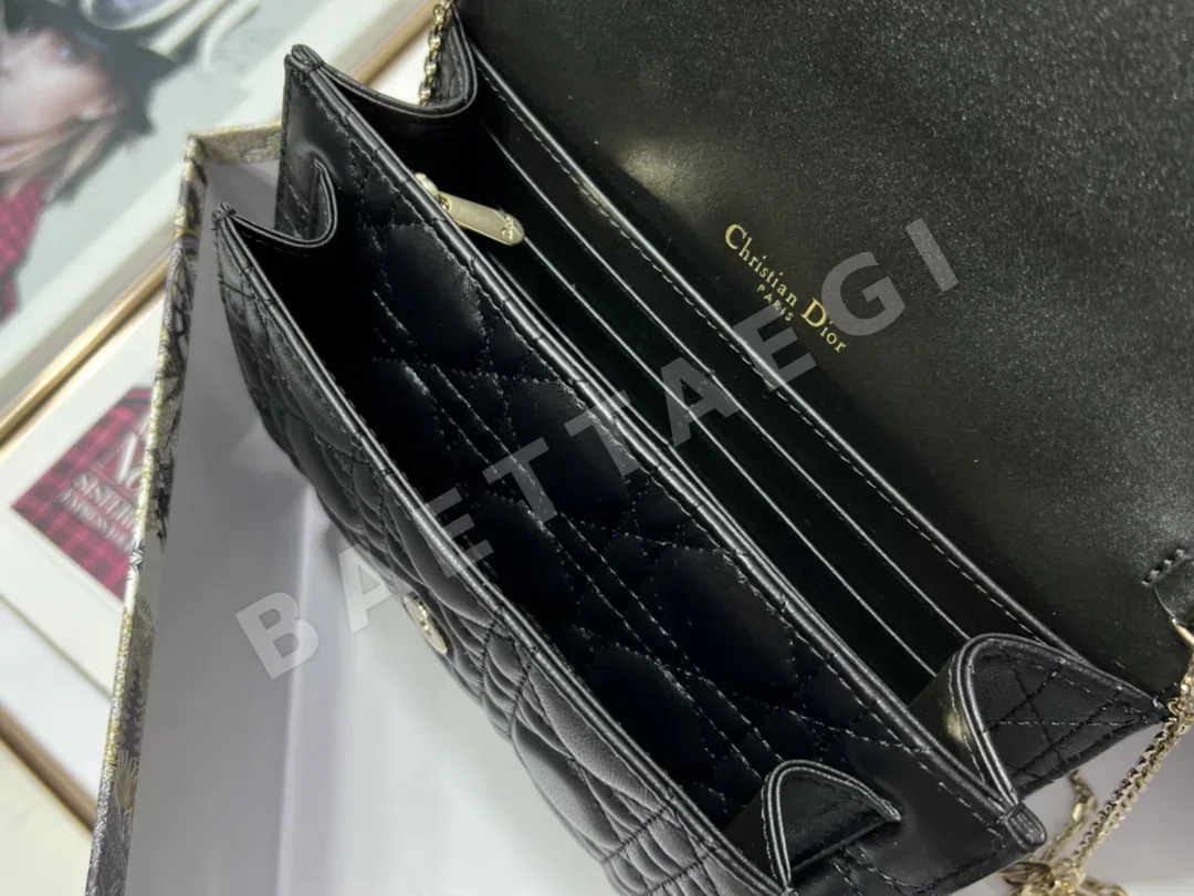 디올 레디 체인 램스킨 핸드백 상세 이미지 9