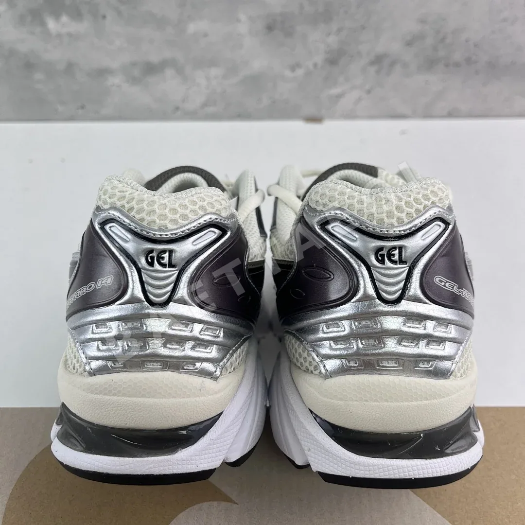 아식스 [TOP] 젤 카야노 14 1201A019-108 200244 Asics Gel-Kayano 14 Cream Black Metallic 상세 이미지 2