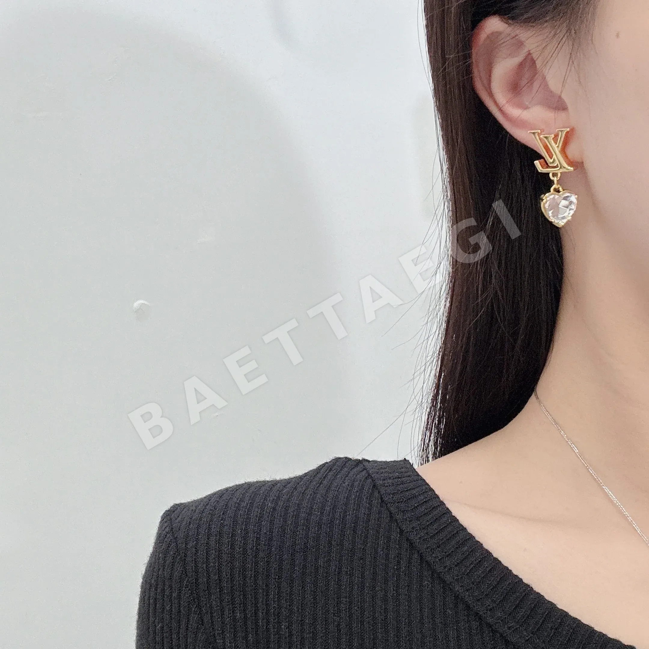 루이비통 귀걸이 64123