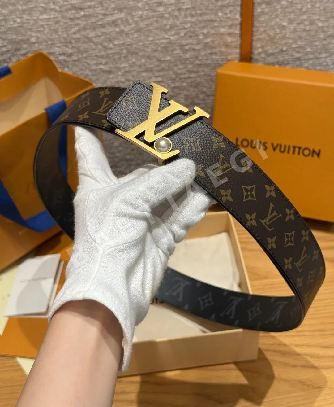 루이비통 LV 이니셜 펄 40mm 리버시블 벨트 상세 이미지 8