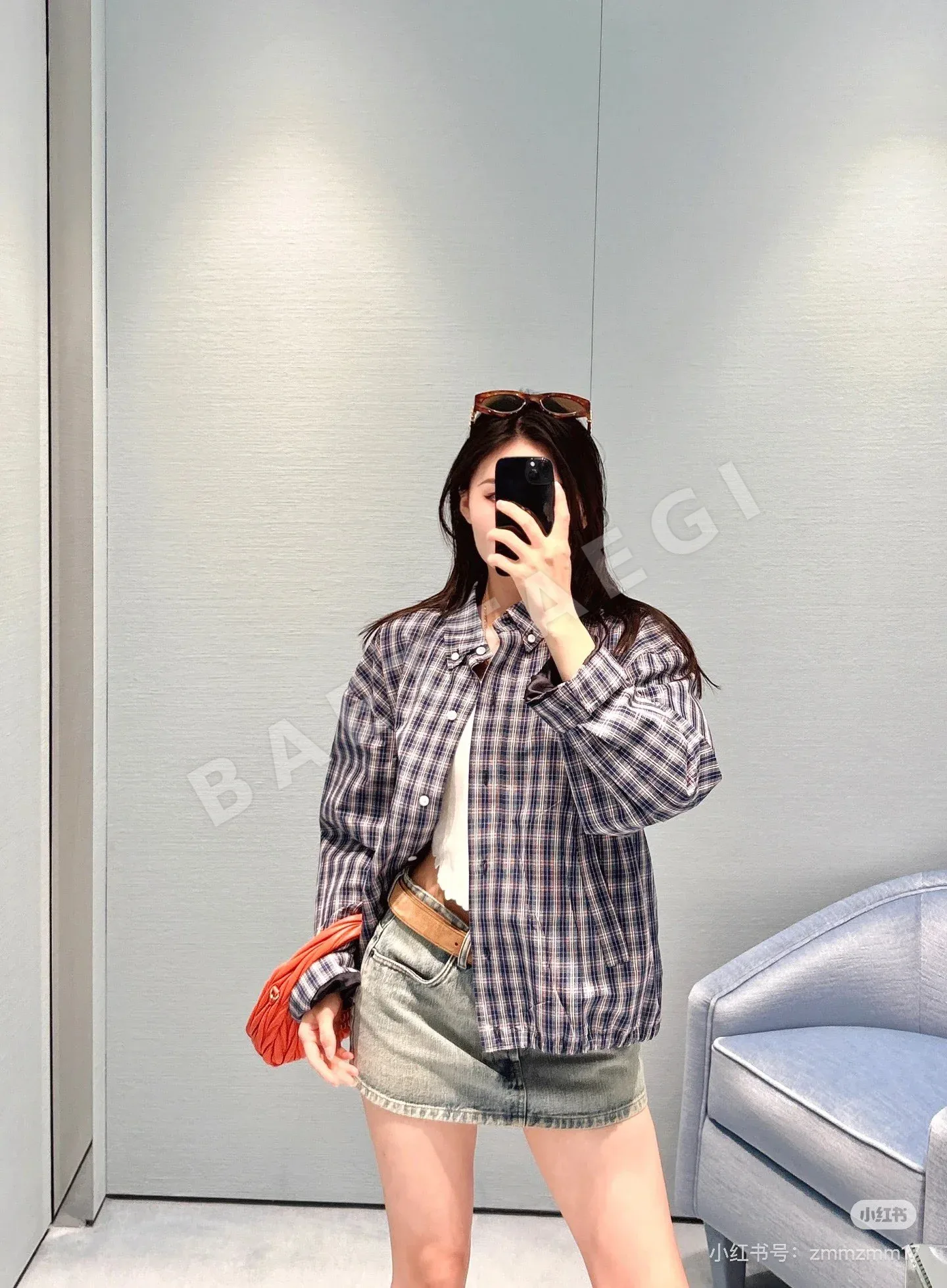 미우미우 레터 로고 자수 체크 셔츠 상세 이미지 7