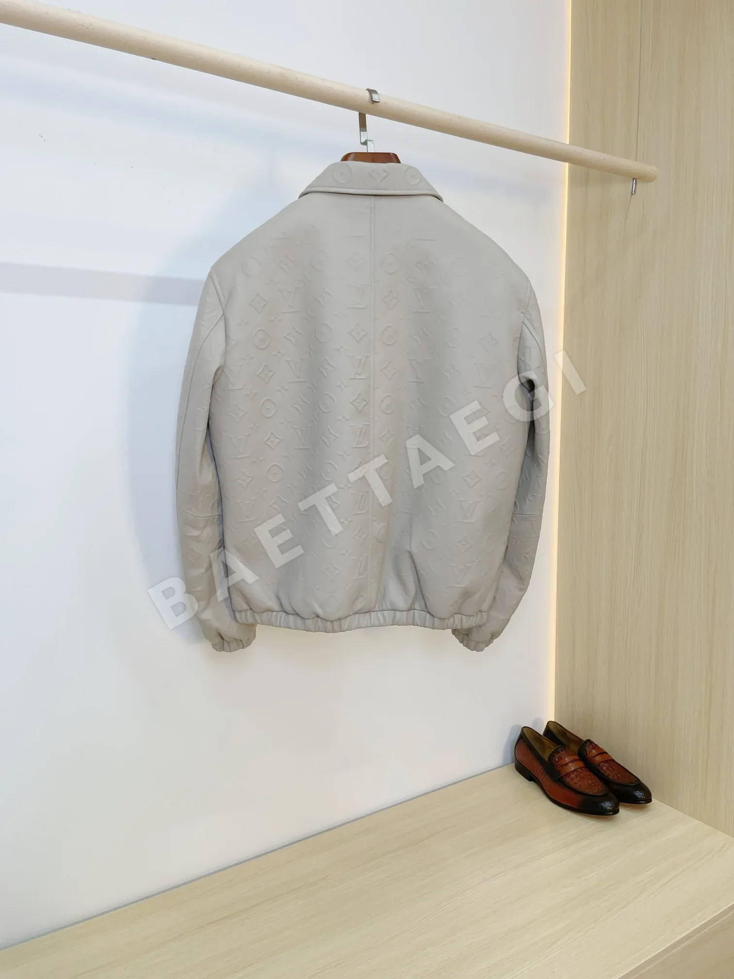 루이비통 엠보스드 램스킨 남성 자켓 상세 이미지 2