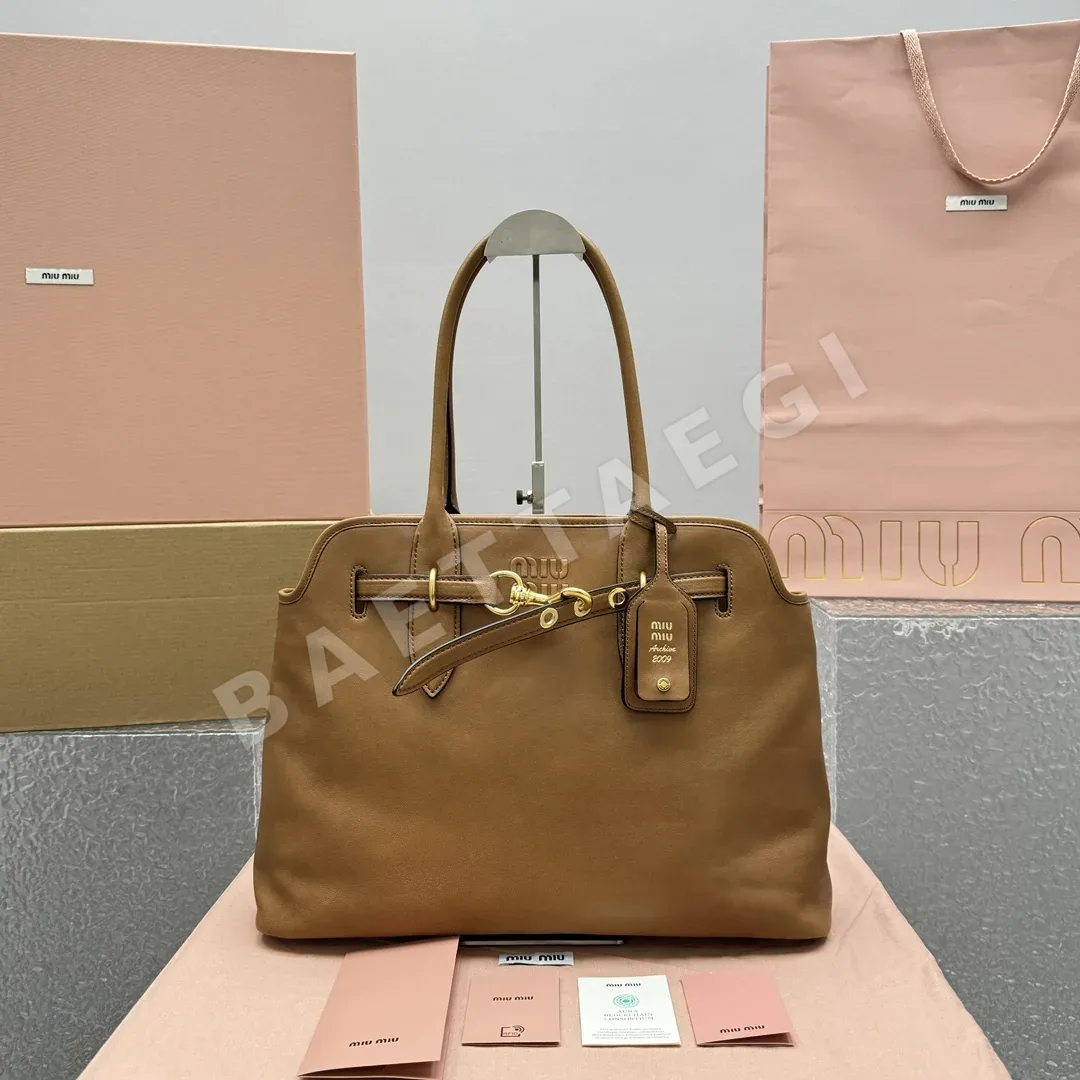 미우미우 가방 68493