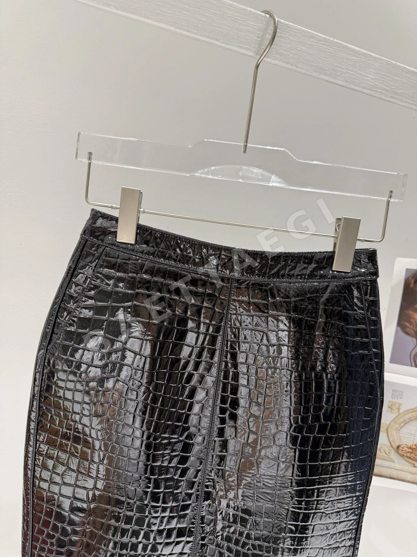 생로랑 양가죽 여성 스커트 상세 이미지 4