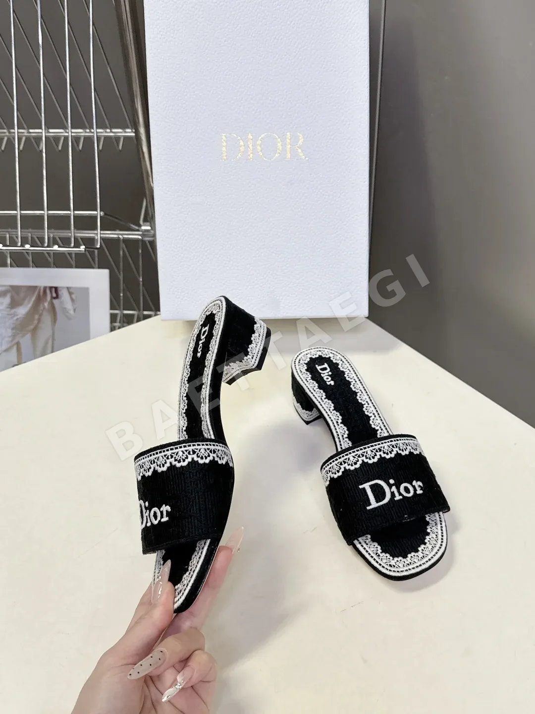 디올 신발 8795 상세 이미지 4