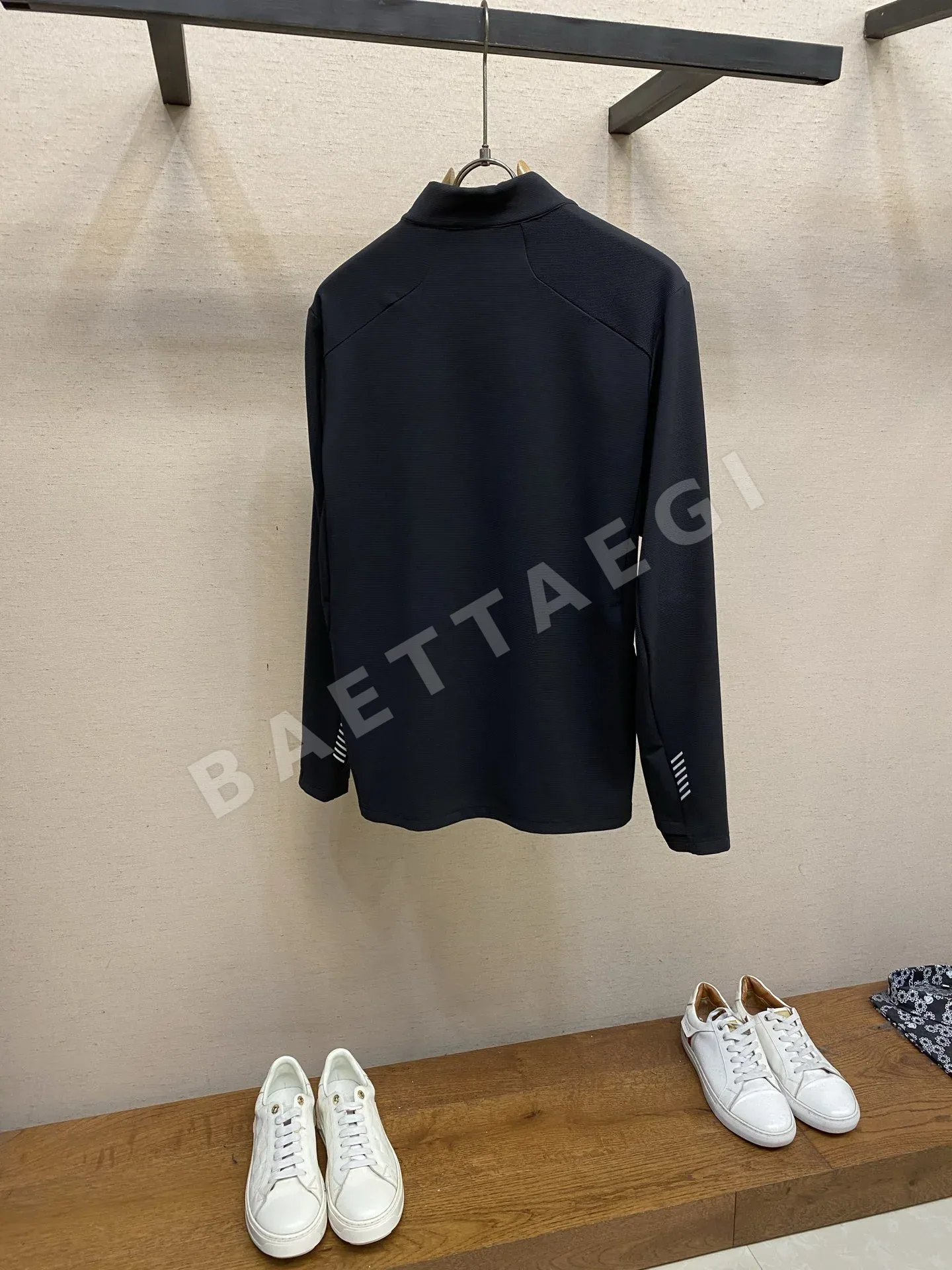 아크테릭스 컬러 블록 하프 집업 스탠드 카라 남성 긴팔 티셔츠 상세 이미지 2