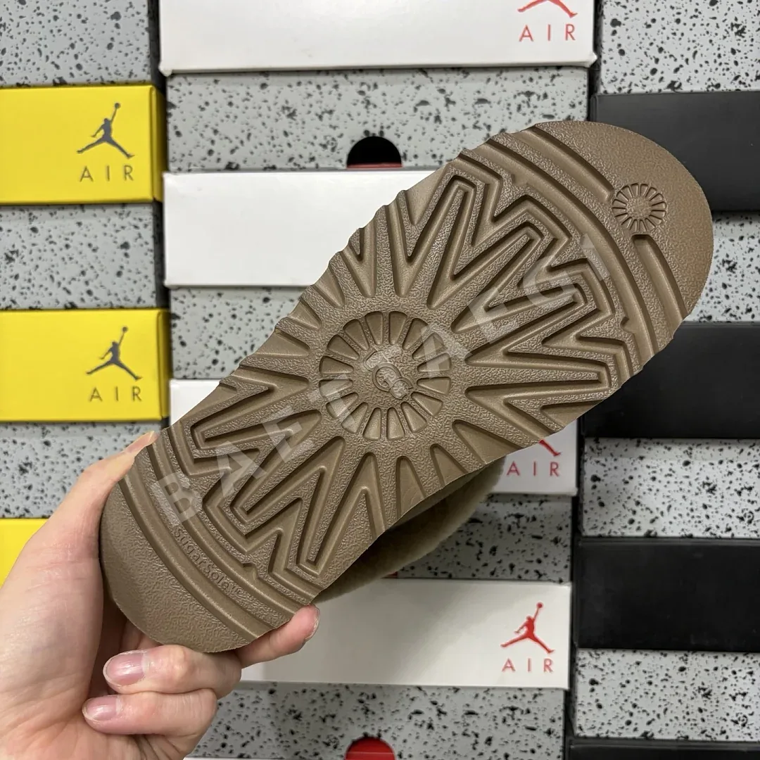 어그 [TOP] 브라운 208882 UGG Tazz -4810-3 상세 이미지 6