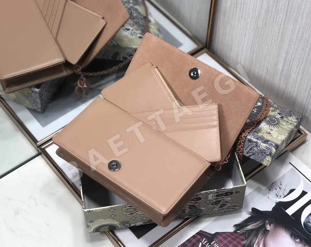 디올 레이디 스리피스 WOC 클러치 가방 상세 이미지 8