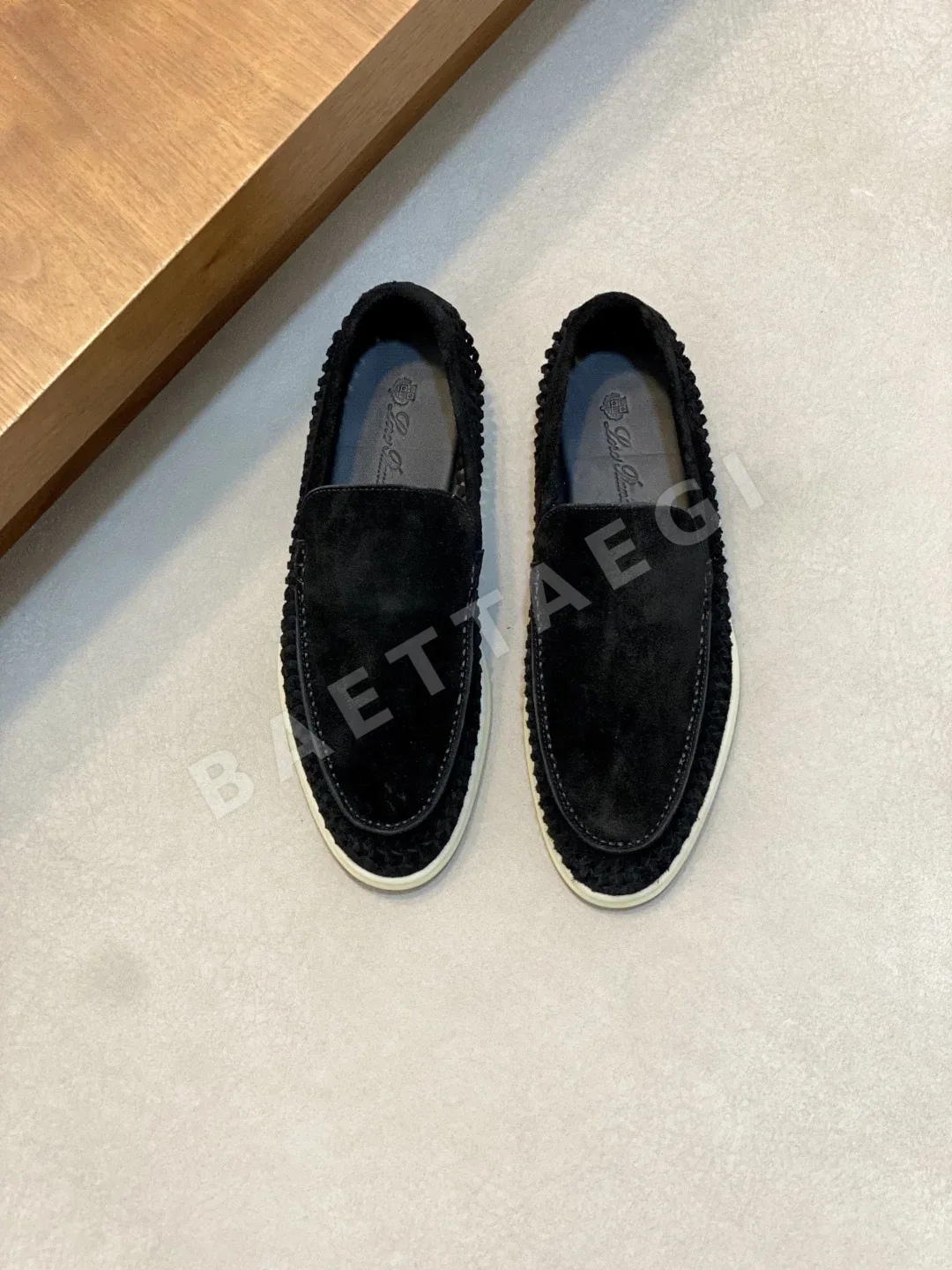로로피아나 스웨이드 슬립온 로퍼 98129