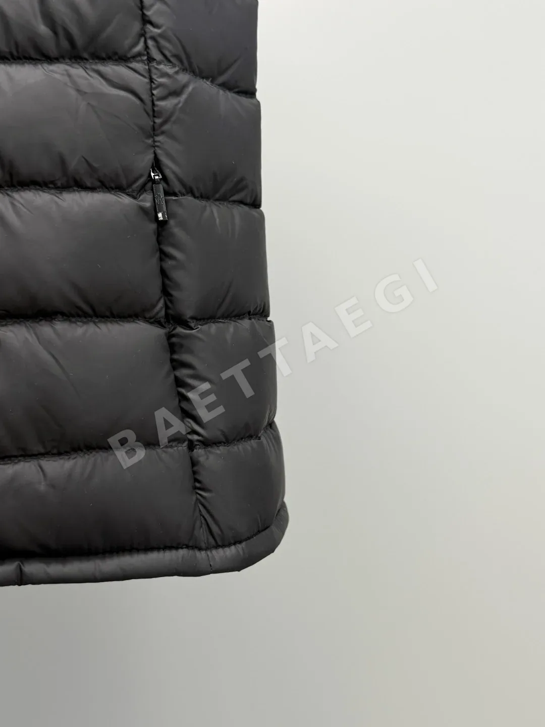 몽클레르 리안느 여성 다운 조끼 상세 이미지 5