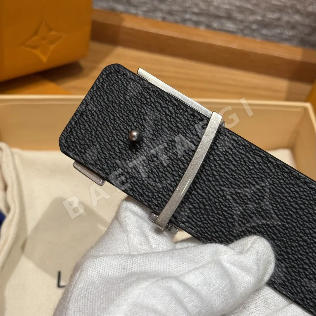 루이비통 LV 이니셜 펄 40mm 리버시블 벨트 상세 이미지 3