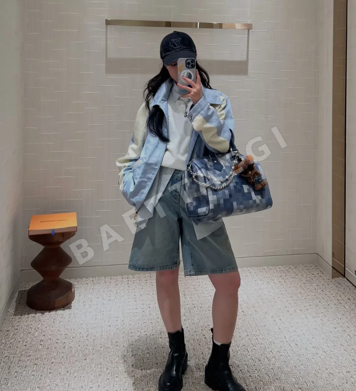 루이비통 블루 화이트 배색 여성 자켓 135316