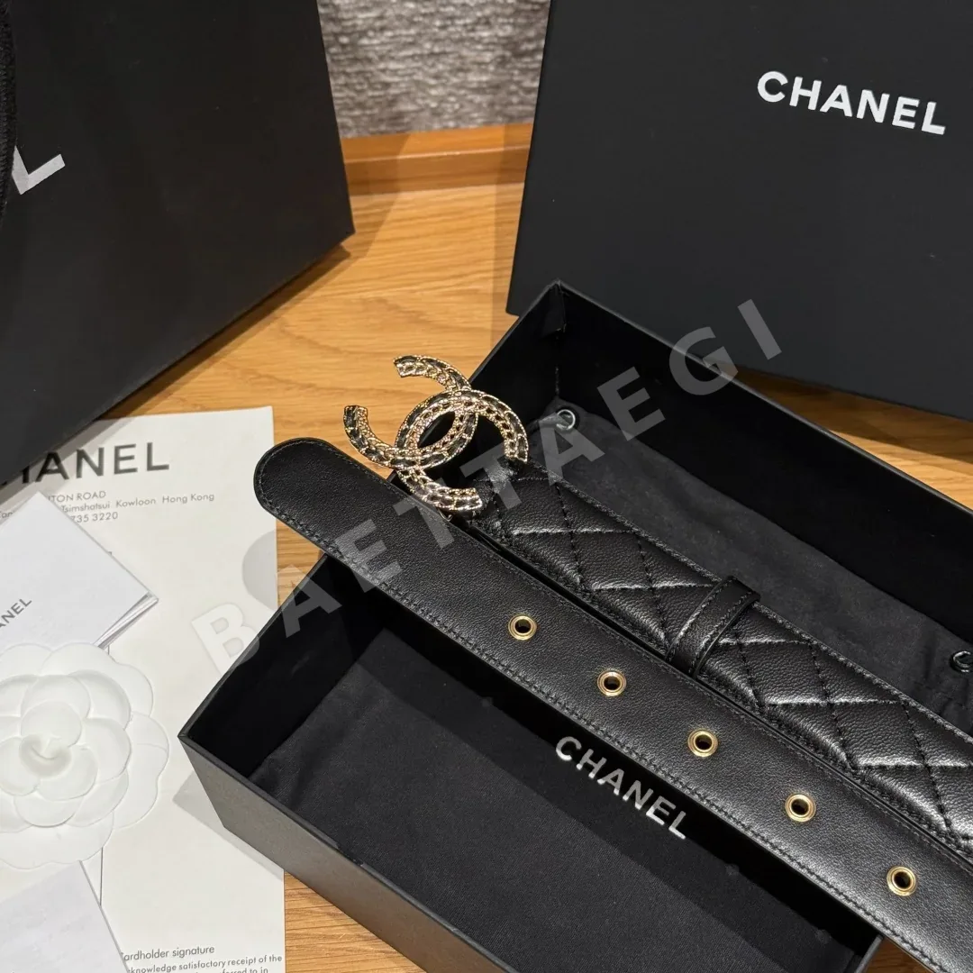 샤넬 클래식 더블 C 메탈 로고 램스킨 벨트 상세 이미지 5