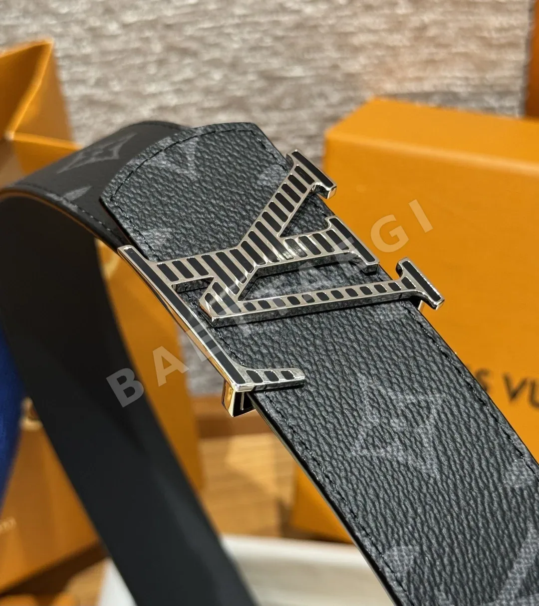 루이비통 디멘션 40mm 리버시블 벨트 상세 이미지 4