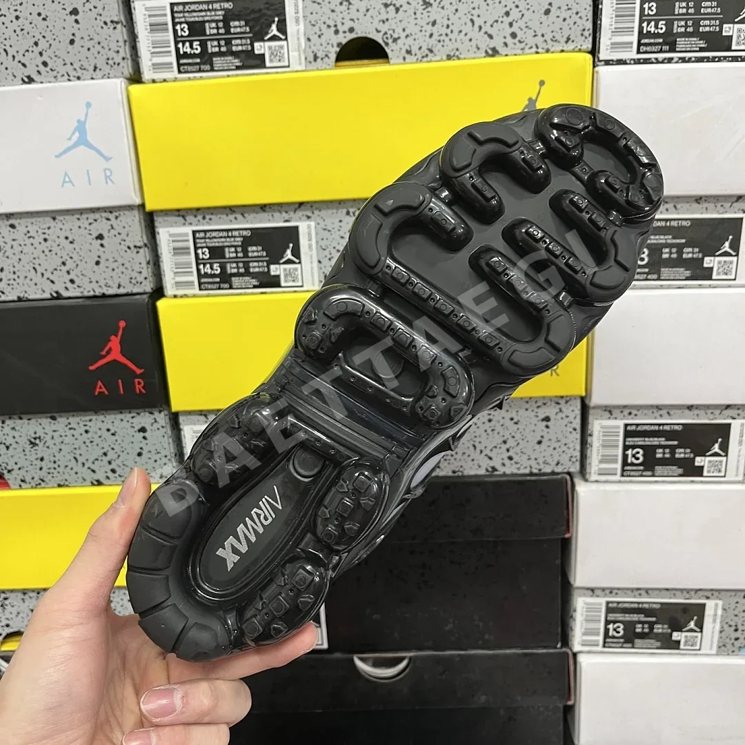 나이키 [OT] 에어 베이퍼맥스 플러스 924463-009 201593 Nike Air VaporMax Plus Black Volt 상세 이미지 2
