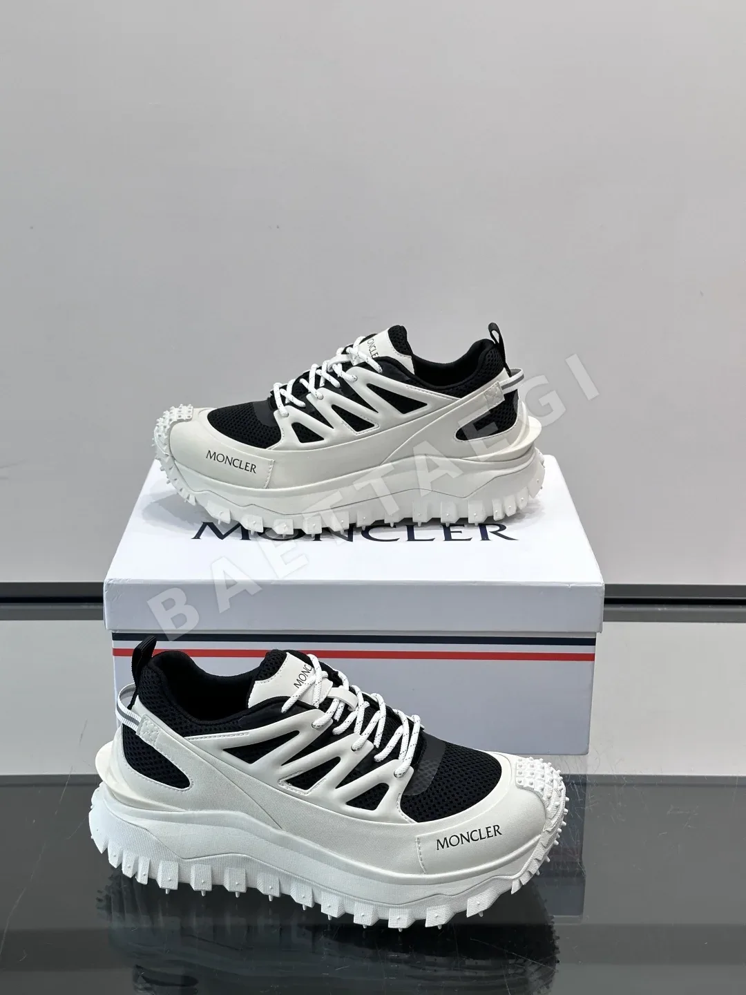 몽클레르 신발 158625 Moncler Sneakers 상세 이미지 4