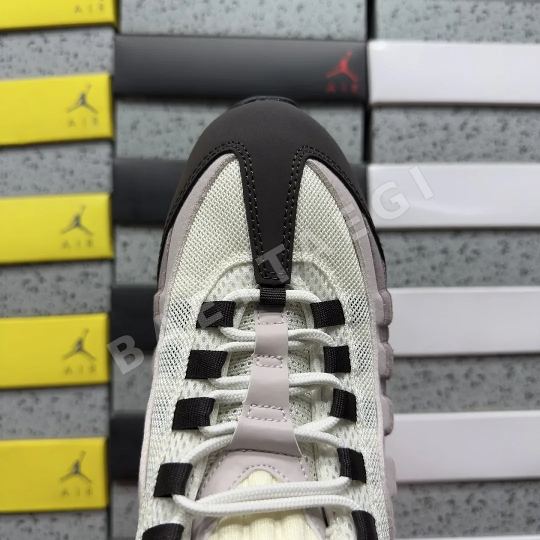 나이키 [WE] 에어 맥스 95 IQ0277-010 201814 Nike Air Max 95 Big Bubble Tattoo Light 상세 이미지 6