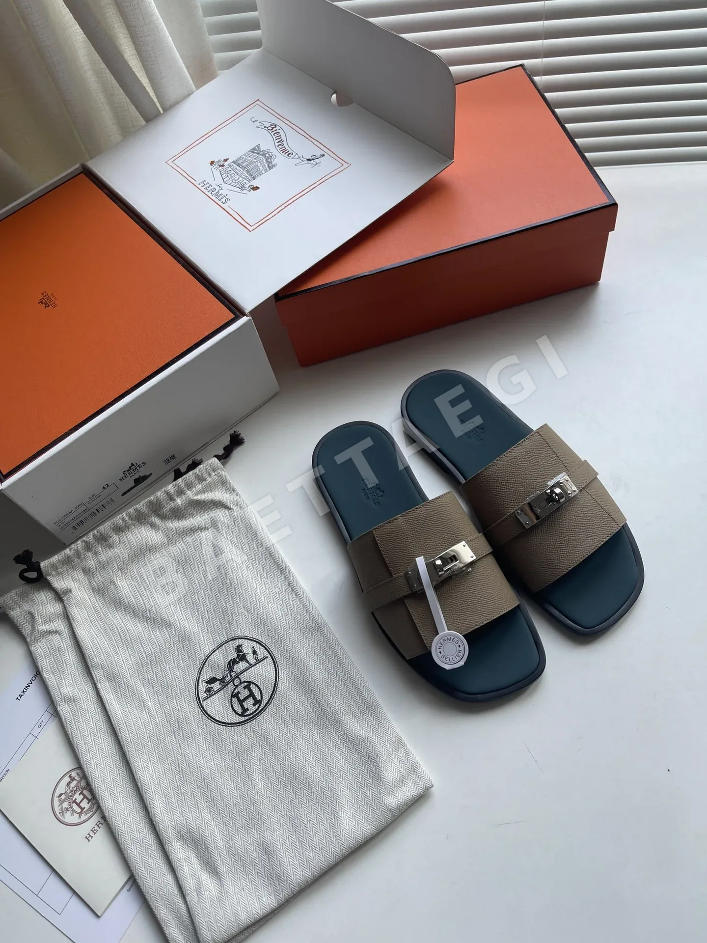 에르메스 가브리엘 슬리퍼 23754