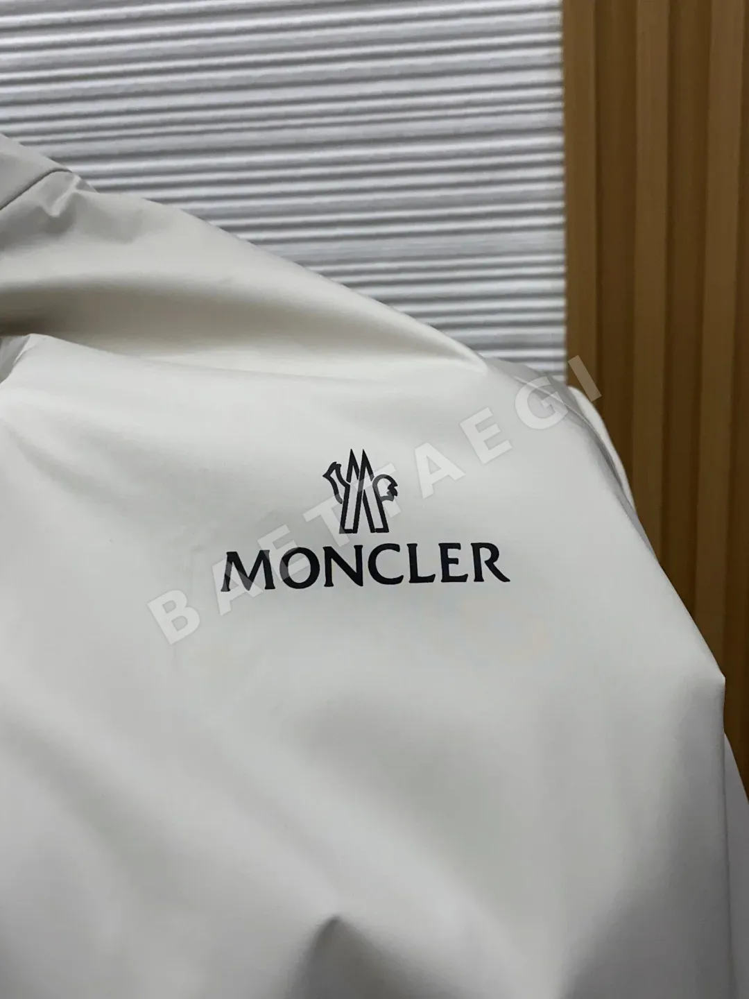 몽클레르 경량 코튼 패딩 자켓 상세 이미지 6