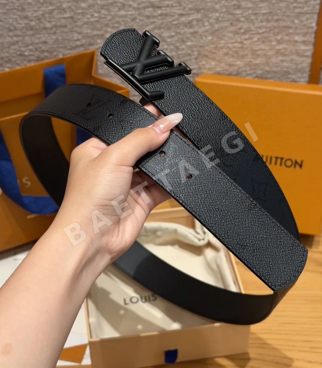 루이비통 디멘션 리버시블 벨트 상세 이미지 3