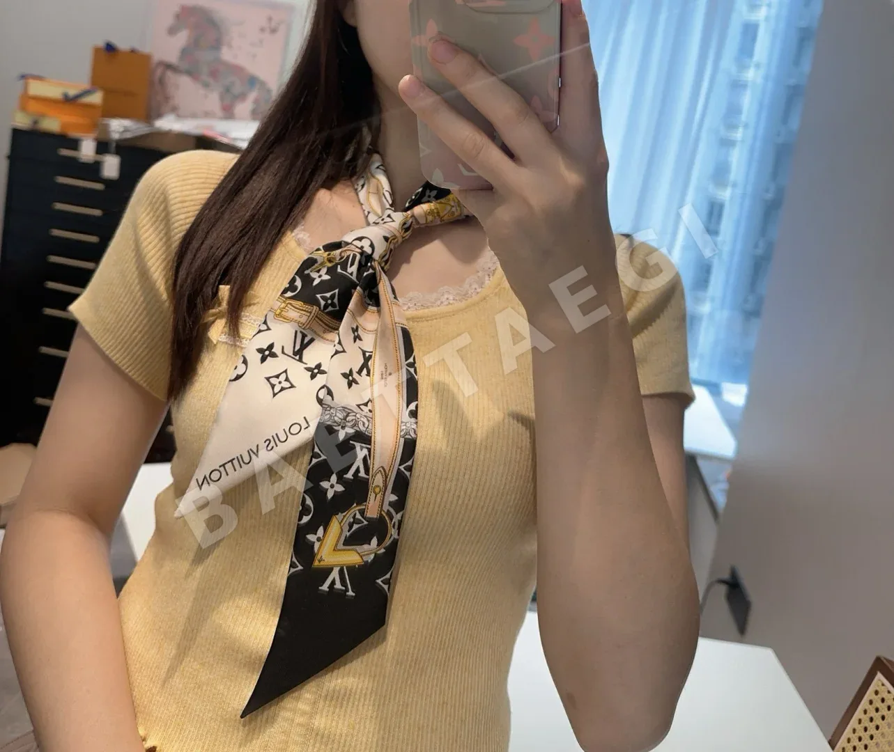 루이비통 모노그램 실크 더블 레이어 스카프 146367