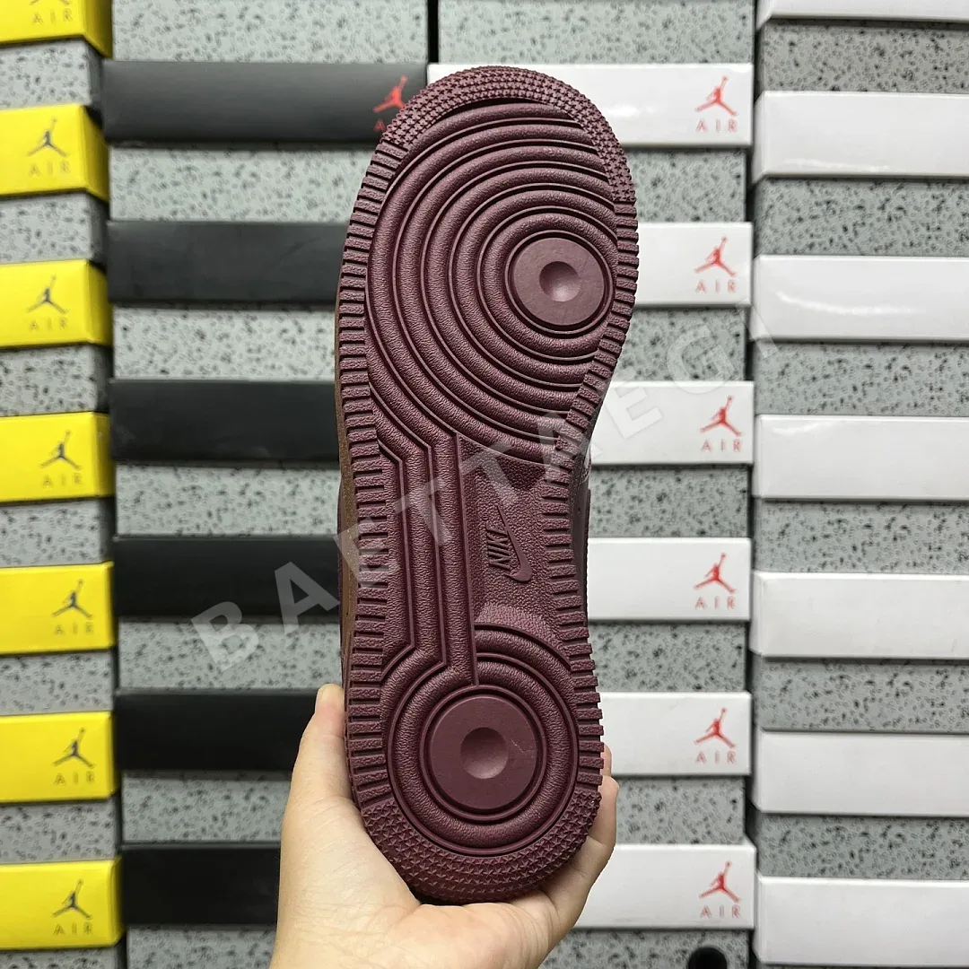 나이키 [S2] 에어 포스 1 로우 IO9970-638 201673 Nike Air Force 1 Low Syna Central Cee Dark 상세 이미지 4