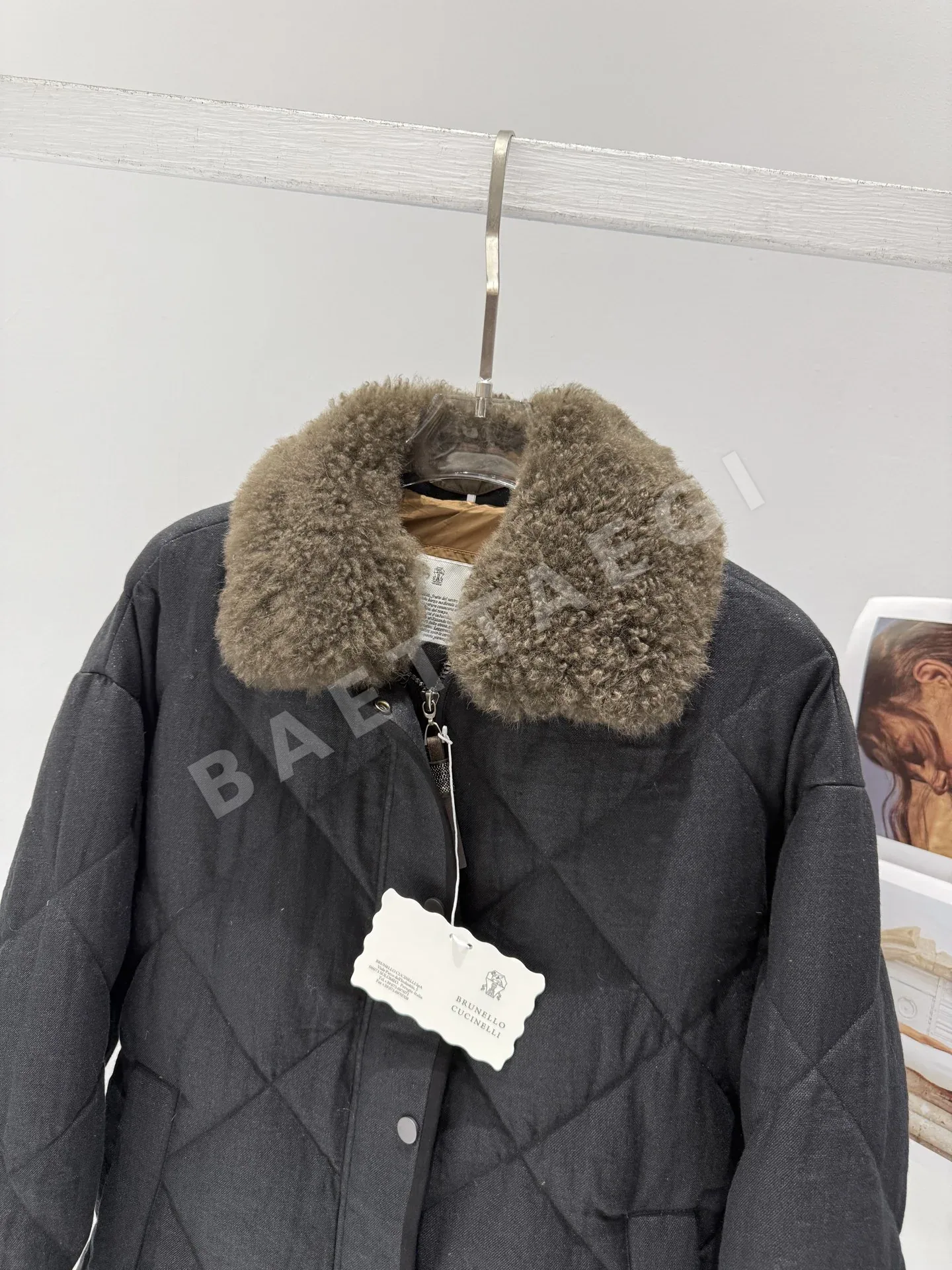 브루넬로쿠치넬리 오트쿠튀르 공방(Métiers d'Art) 컬렉션 패딩 상세 이미지 3