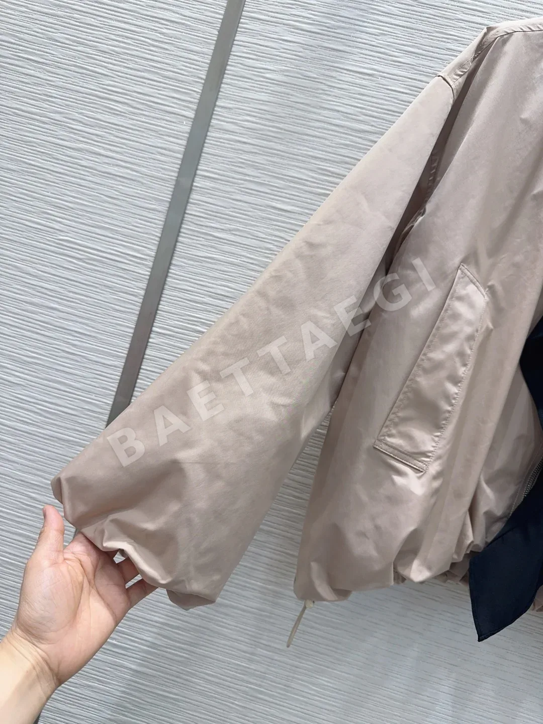 로에베 여성 자켓 상세 이미지 6