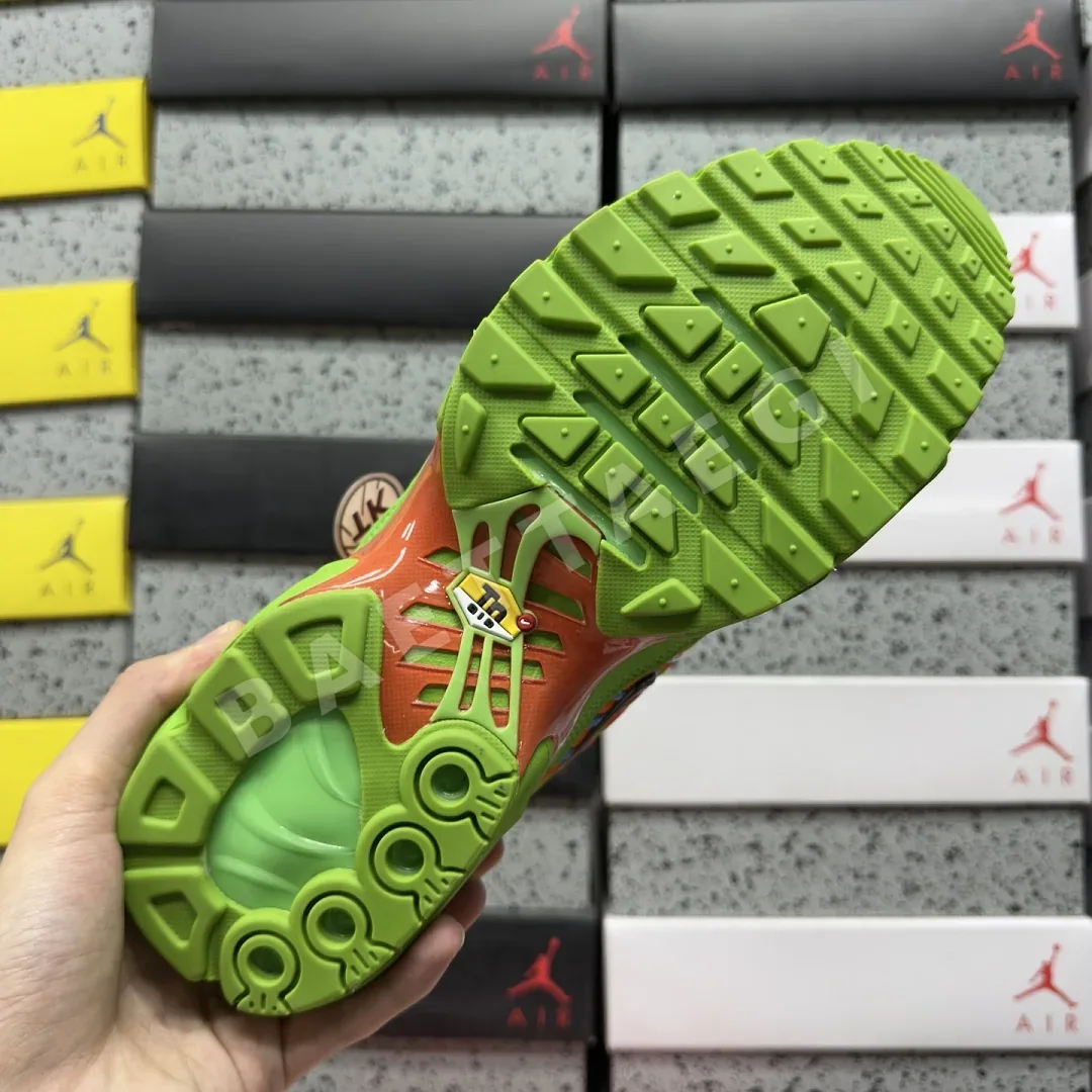 나이키 [TK] 에어 맥스 플러스 DA1472-300 201975 Nike Air Max Plus Supreme Mean Green 상세 이미지 9