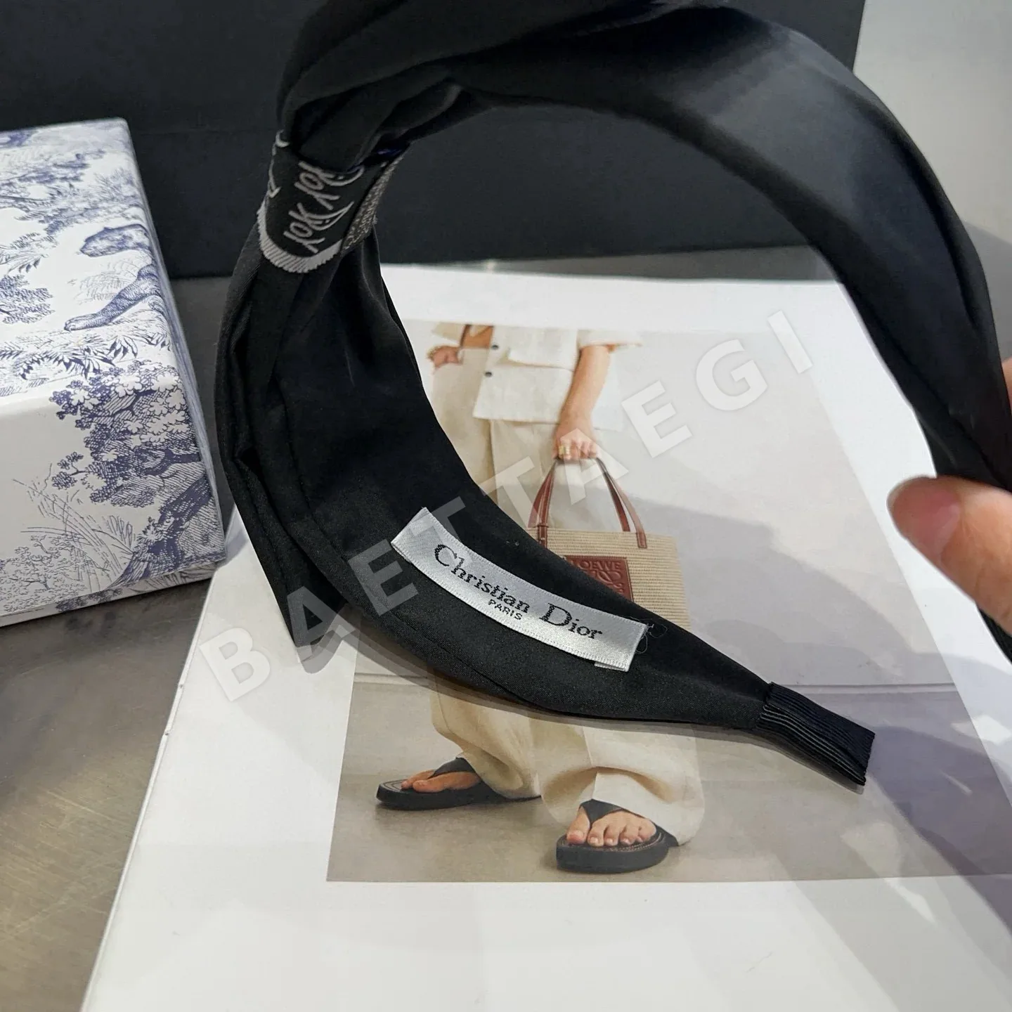 디올 CD 로고 헤드밴드 상세 이미지 6