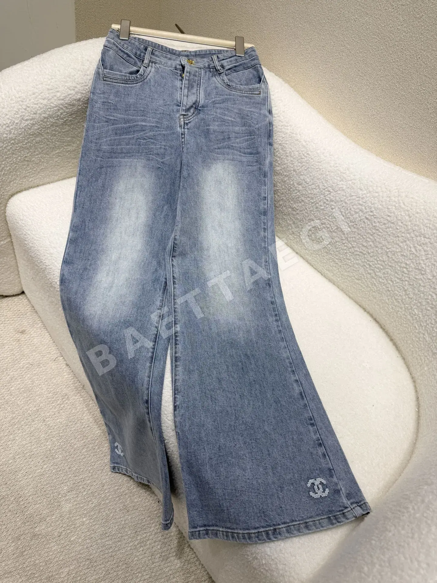 샤넬 자수 로고 플레어 데님 여성 바지 113171