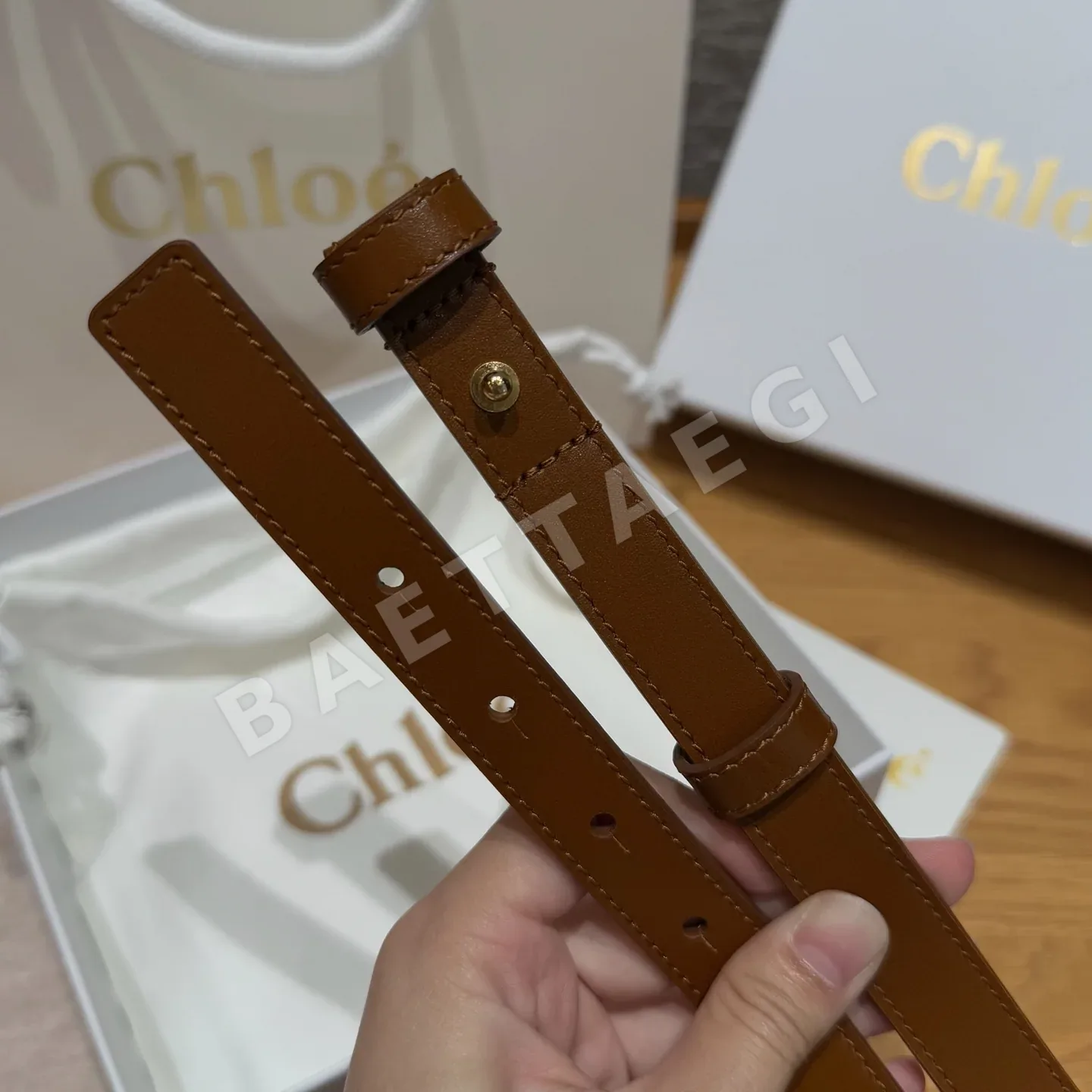 끌로에 로이 스몰 송아지가죽 체인 벨트 상세 이미지 3
