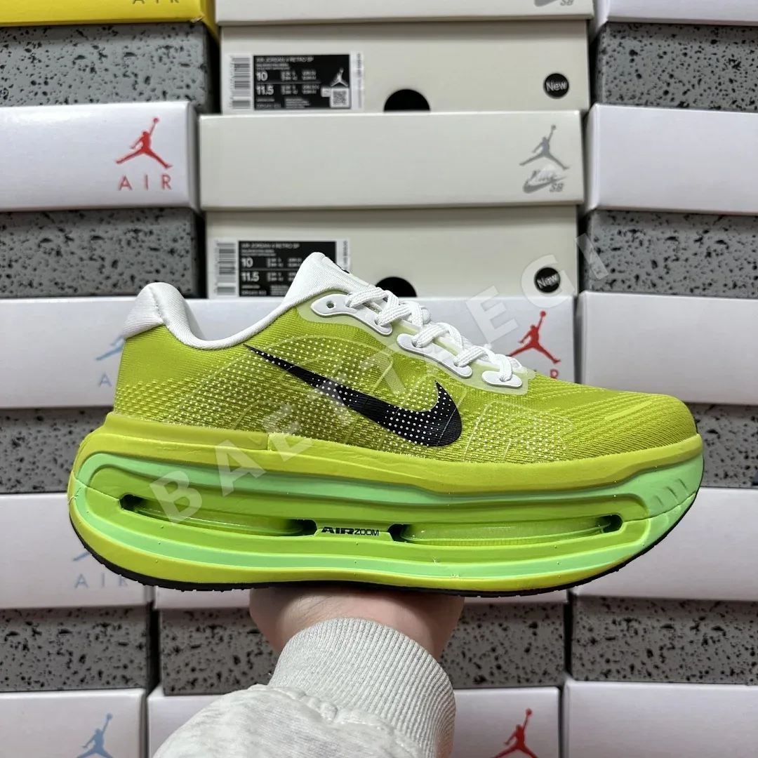 나이키 [5A] 보메로 프리미엄 옐로우 HQ2050-558 201624 Nike Vomero Premium 상세 이미지 2