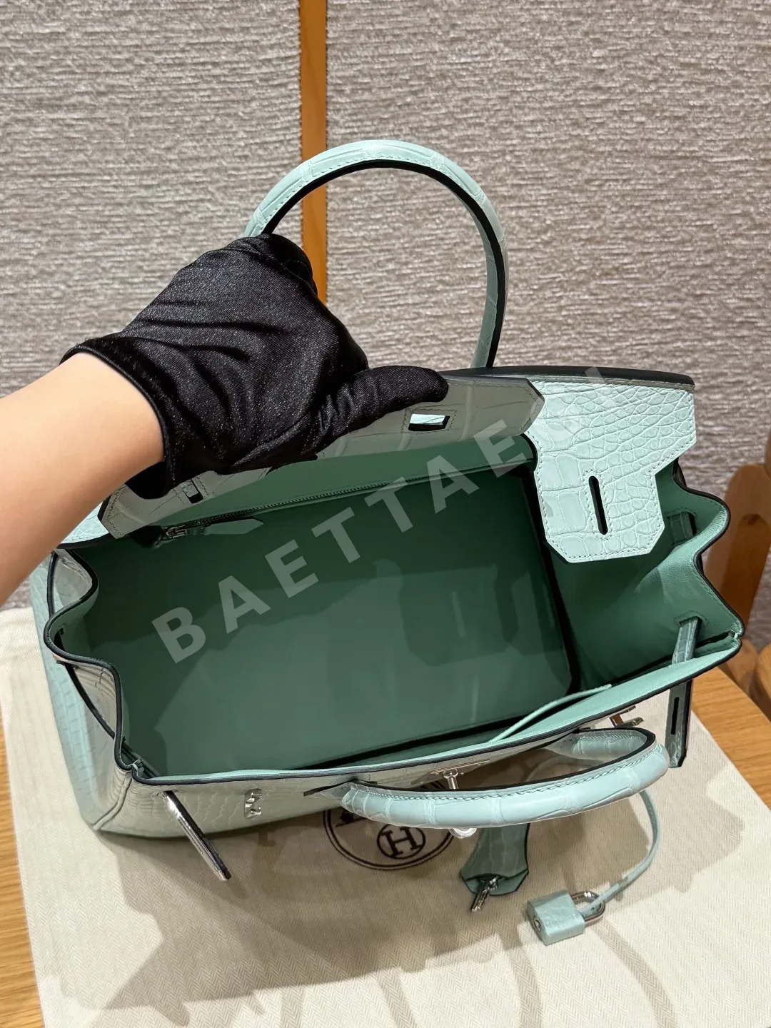 에르메스 버킨 매트 민트 악어가죽 가방 상세 이미지 7