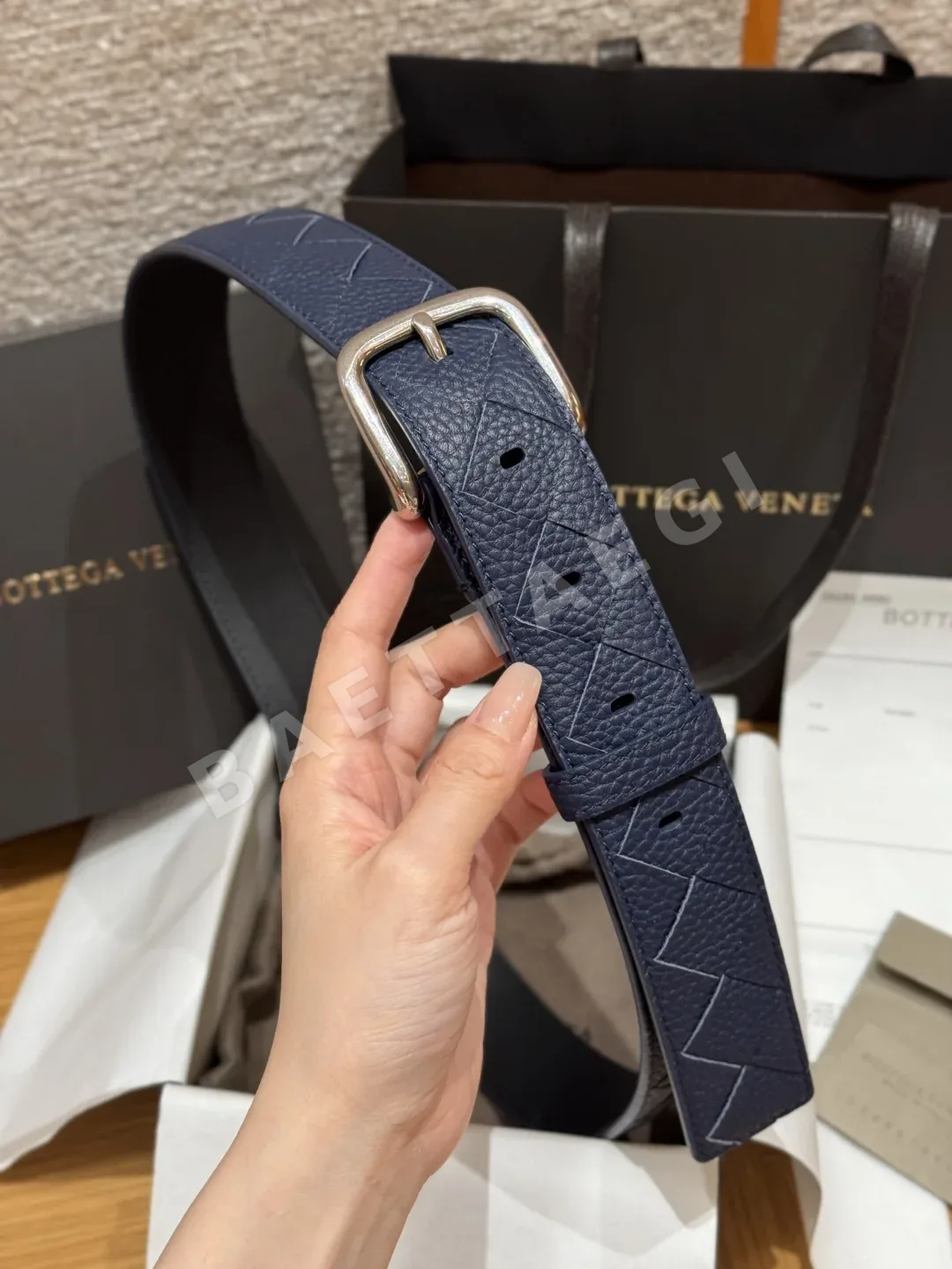 보테가베네타 인트레차토 소가죽 벨트 상세 이미지 4