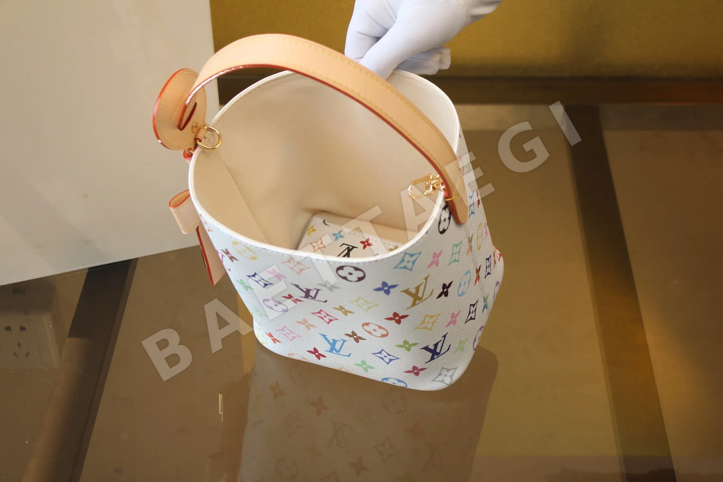 루이비통 다카시 무라카미 모노그램 올인 BB 가방 M13089 상세 이미지 9