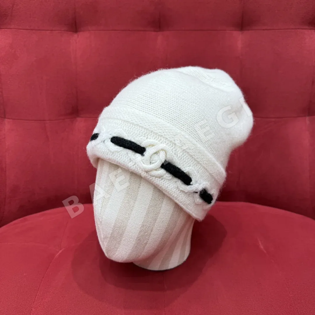 샤넬 크로스스티치 더블 C 캐시미어 비니 상세 이미지 8