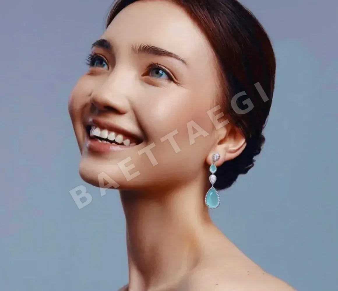 부쉐론 인터로킹 다이아몬드 티어드롭 귀걸이 상세 이미지 2
