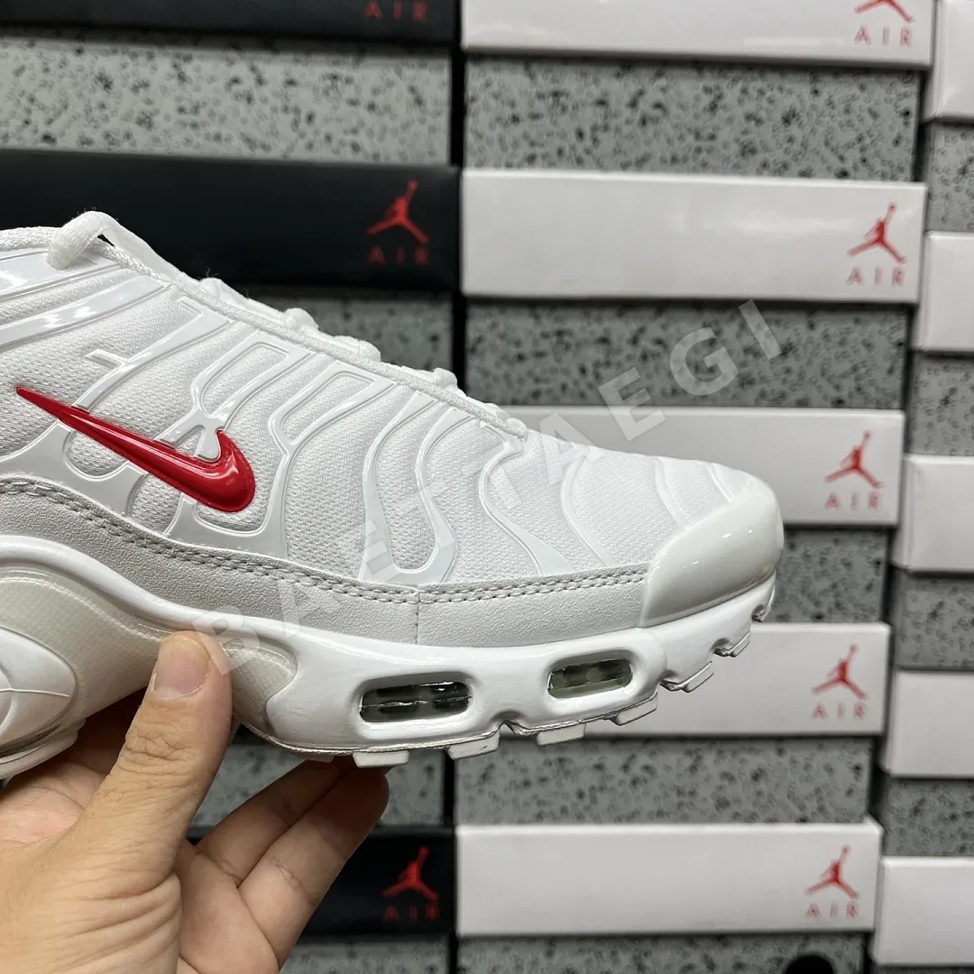 나이키 [DF] 에어 맥스 플러스 DA1472-100 201695 Nike Air Max Plus Supreme White 상세 이미지 2