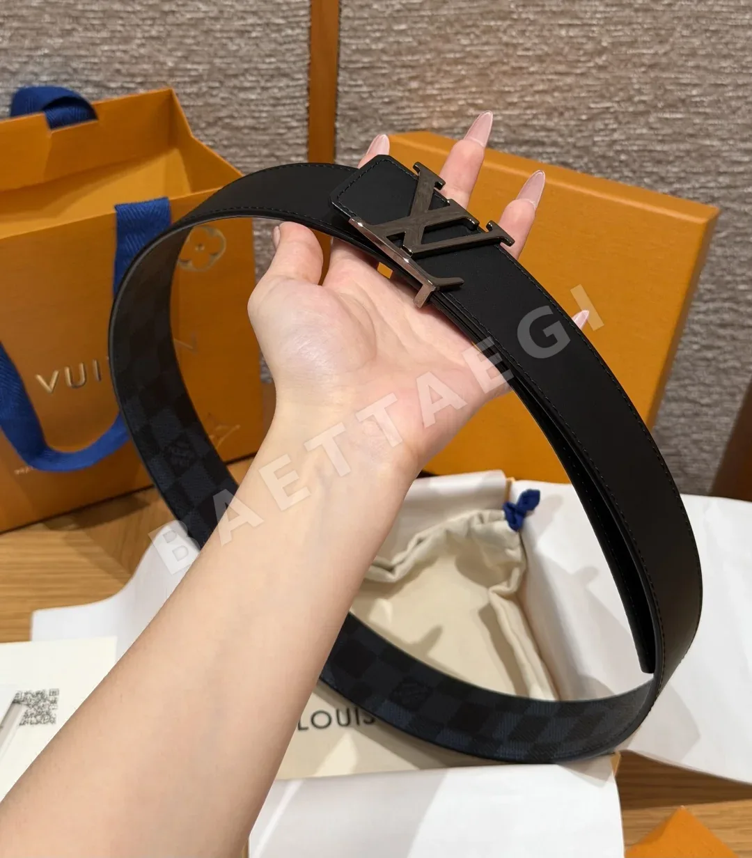 루이비통 이니셜 40mm 리버서블 벨트 상세 이미지 4