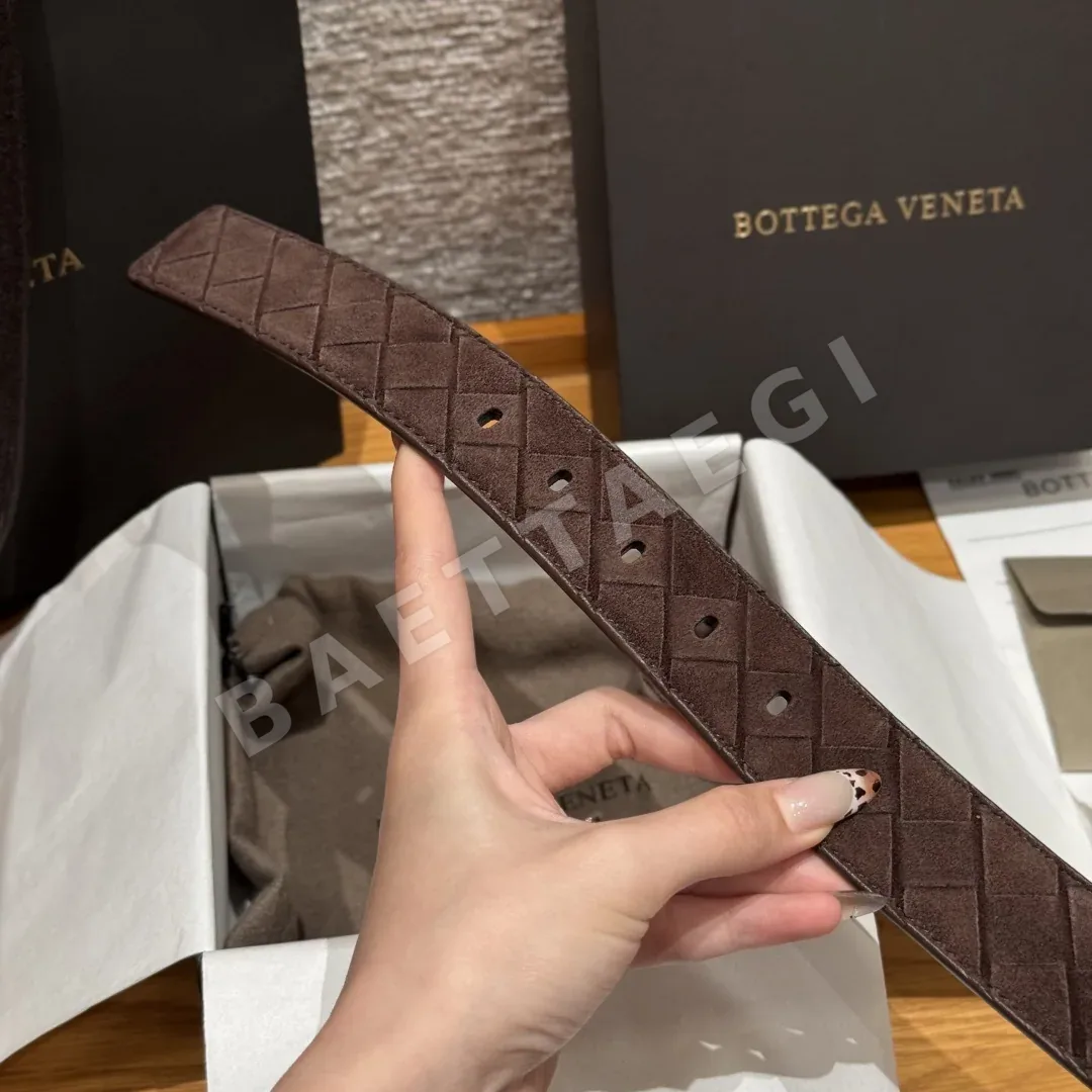 보테가베네타 인트레치아토 스웨이드 벨트 상세 이미지 9